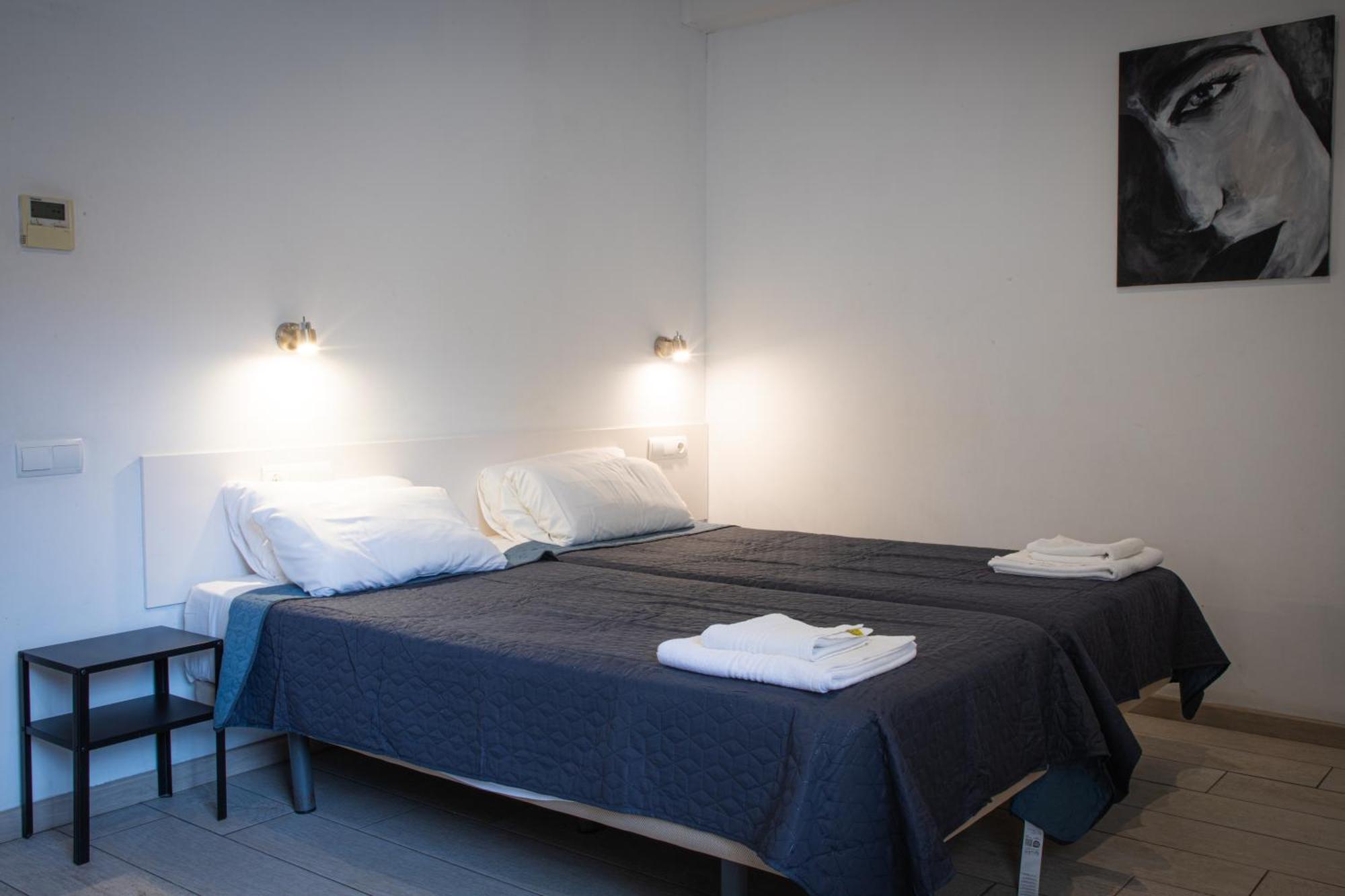Apartamentos Comfort Calella Kültér fotó