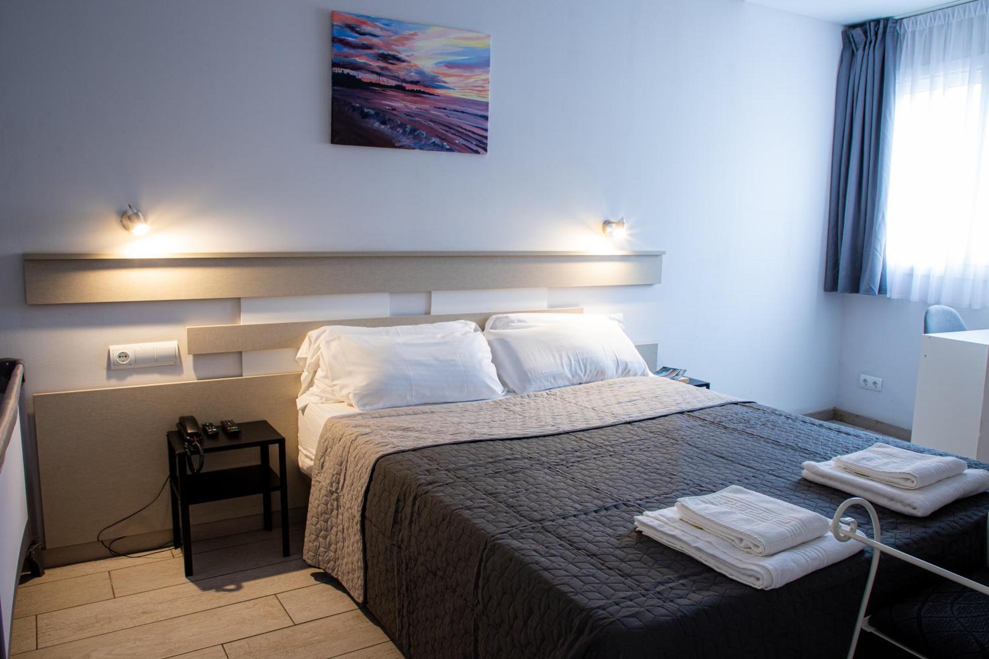 Apartamentos Comfort Calella Kültér fotó