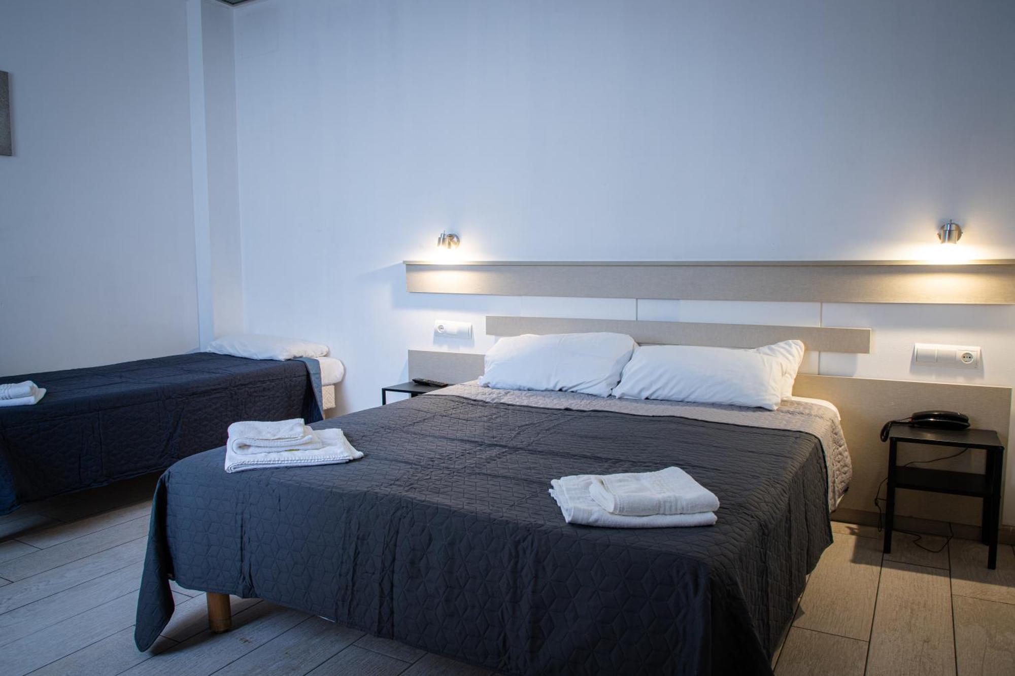 Apartamentos Comfort Calella Kültér fotó