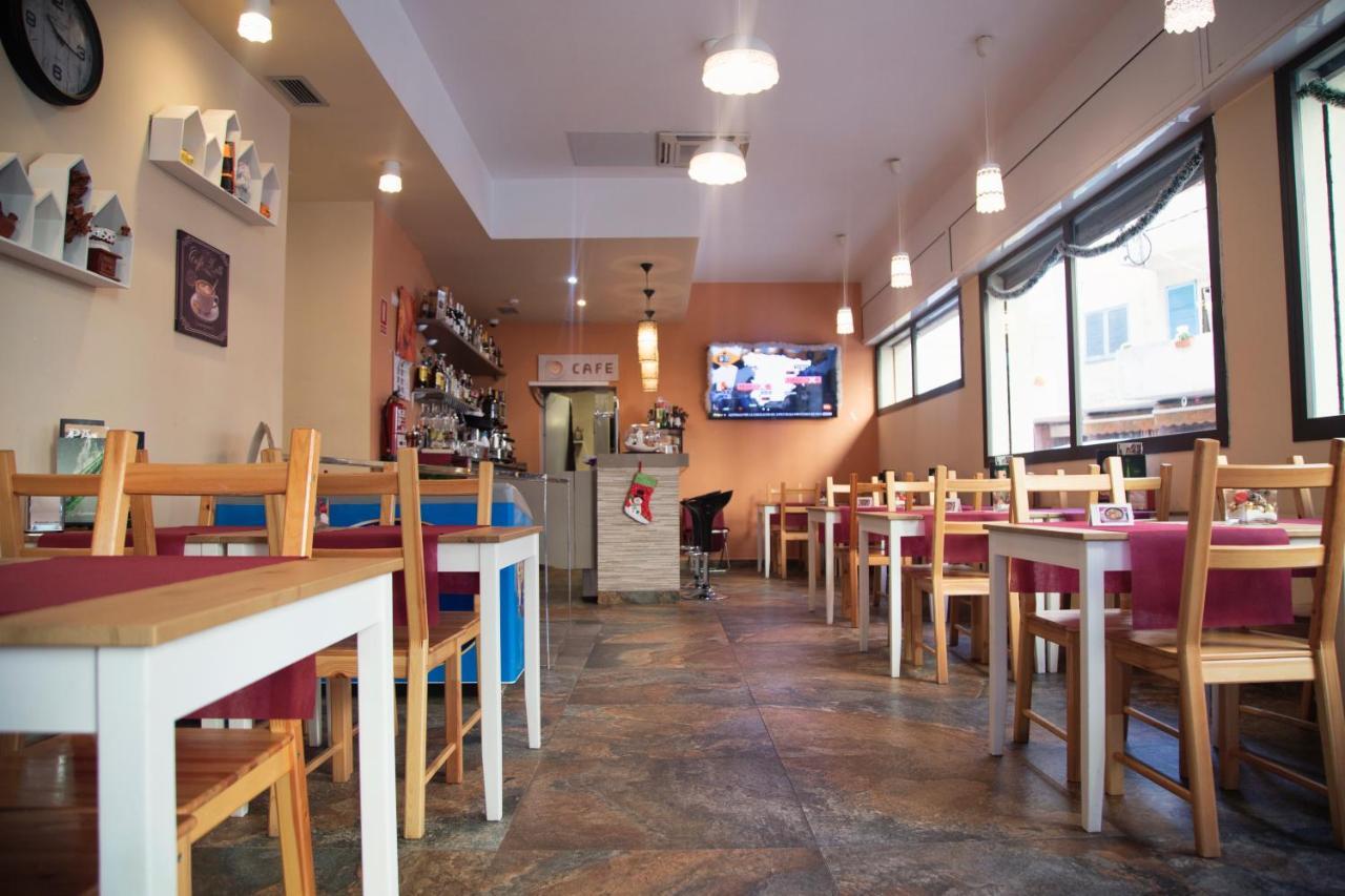 Apartamentos Comfort Calella Kültér fotó